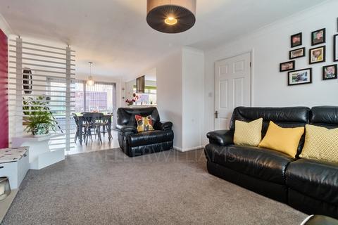 7 Beech Close, Hackleton, Northampton, NN7 2BP