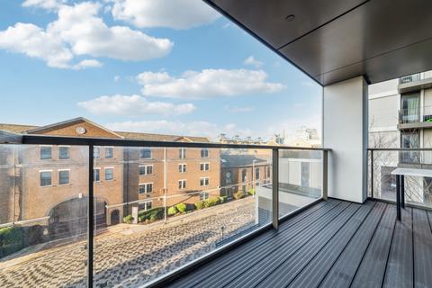 2 bedroom flat to rent, Coda Residences, 6 York Place, London