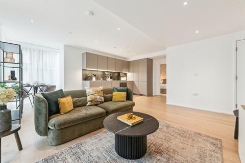 2 bedroom flat to rent, Coda Residences, 6 York Place, London