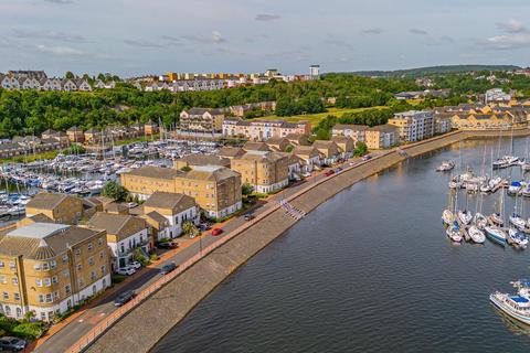 1 bedroom apartment for sale, John Batchelor Way, Penarth Marina CF64