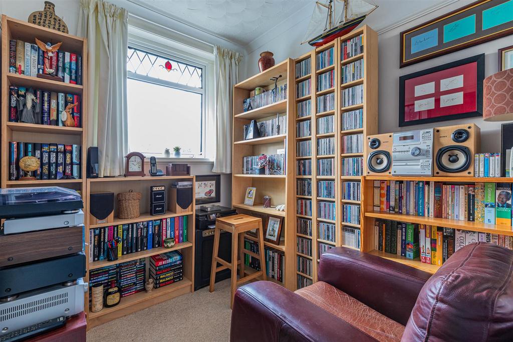 Leckwith Avenue 36-3.jpg