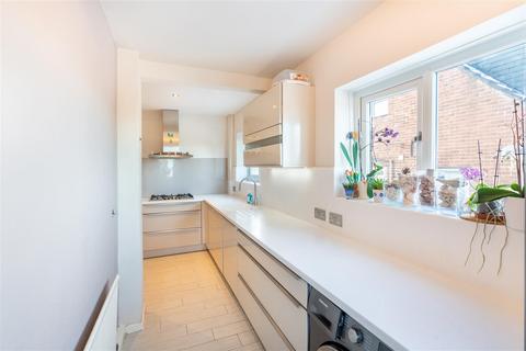 3 bedroom semi-detached house for sale, Primley Park Lane, Leeds LS17