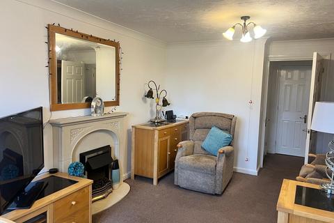 2 bedroom flat for sale, New Station Road, Bristol BS16