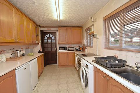 3 bedroom semi-detached house for sale, Nightingale Road, Kemsing, TN15