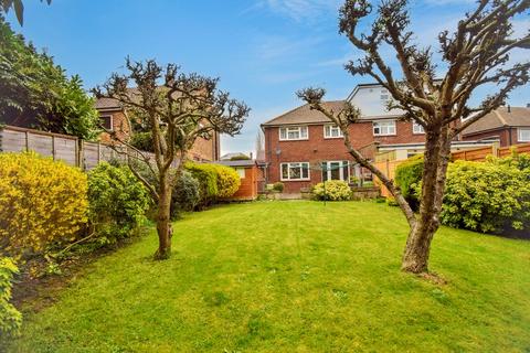 3 bedroom semi-detached house for sale, Nightingale Road, Kemsing, TN15