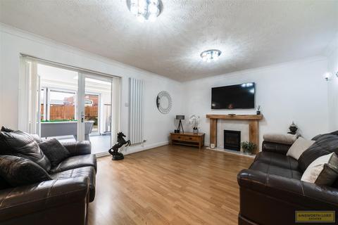 7 Chancel Way, Darwen, BB3 3RL