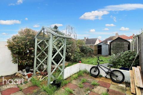 33 Carrs Road, Clacton-on-sea, CO15 3EU
