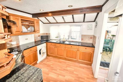 2 bedroom park home for sale, Kings Park, Canvey Island SS8