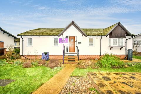 2 bedroom park home for sale, Kings Park, Canvey Island SS8