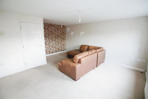 3 bedroom townhouse for sale, Barley Walk, Leeds LS25