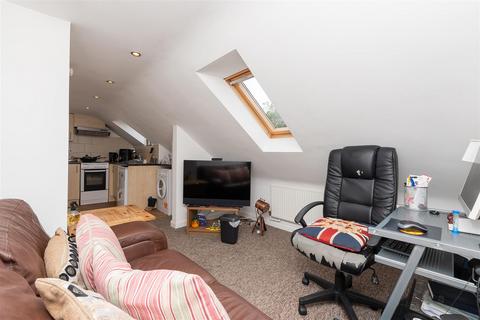 1 bedroom flat for sale, Douglas Court, Southey Avenue, Bristol, BS15