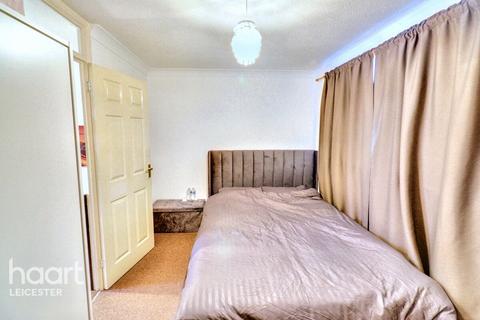 2 bedroom terraced house for sale, Brackenfield Way, Leicester