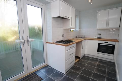 2 bedroom semi-detached house to rent, Ashbourne Road, Bolton Outlanes, Bradford