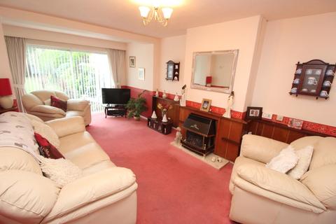 3 bedroom semi-detached house for sale, Ashbourne Road, Leicester LE18