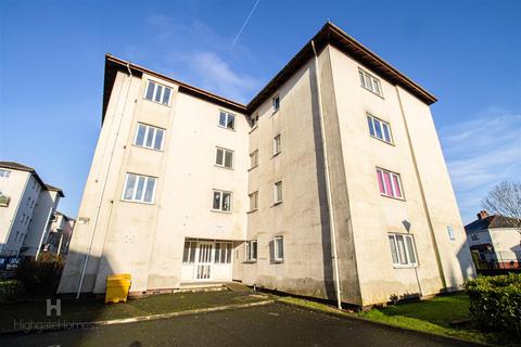 2 bedroom flat to rent, 2-Bed Apartment to Let on Samuel Street, Preston