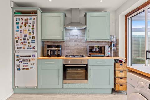 8 Ash Keys, Crawley, RH10 6TJ