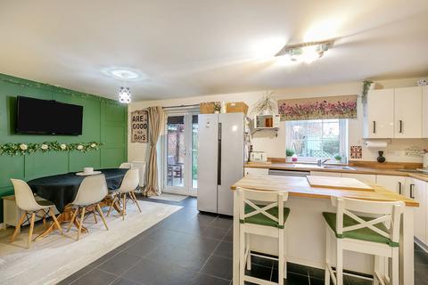 75 Blakes Way, Coleford, GL16 8EX