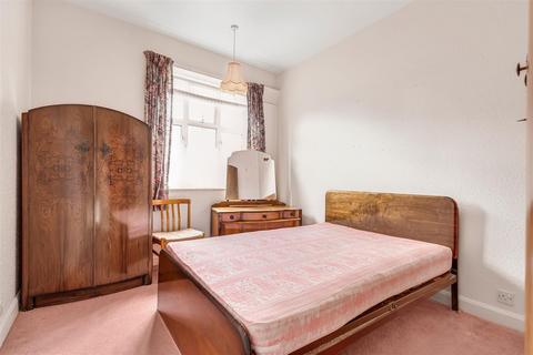 3 bedroom maisonette for sale, Grove Road, Barnes, London, SW13