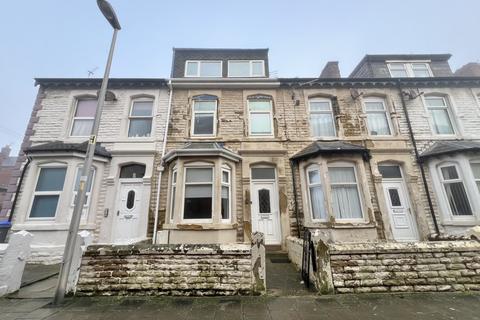 4 bedroom terraced house for sale, Hilton Avenue, Blackpool FY1