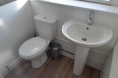 4 bedroom house share to rent, Comyn Gardens, Nottingham