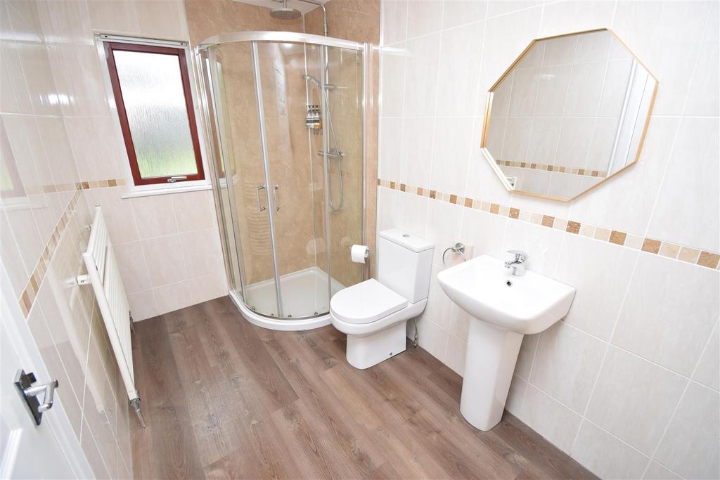 Annex shower room.jpg