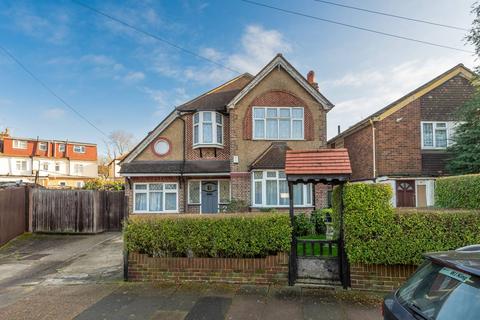 First Floor Flat, 2 Clifford Road, Wembley, HA0 1AF