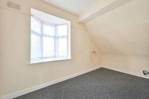 First Floor Flat, 2 Clifford Road, Wembley, HA0 1AF