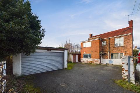 4 bedroom detached house for sale, Holt Road, Wrexham, LL13