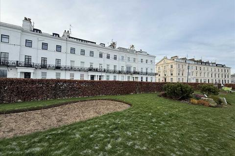 2 bedroom apartment for sale, The Crescent, Filey