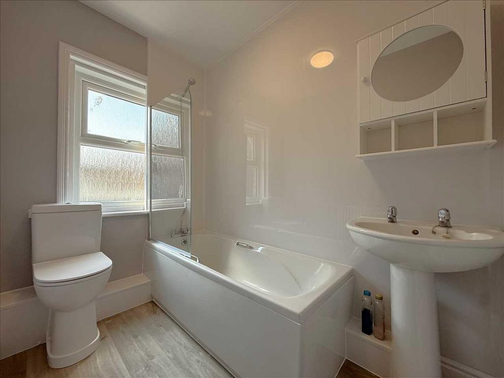 Bathroom (average