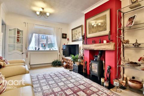 2 bedroom semi-detached house for sale, Selwyn Cottages, Guyhirn