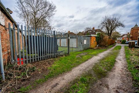 Garage for sale, Weelsby Road, Grimsby, Lincolnshire, DN32