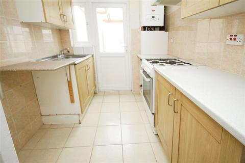 3 bedroom terraced house to rent, Waverley Gardens, Barking, IG11