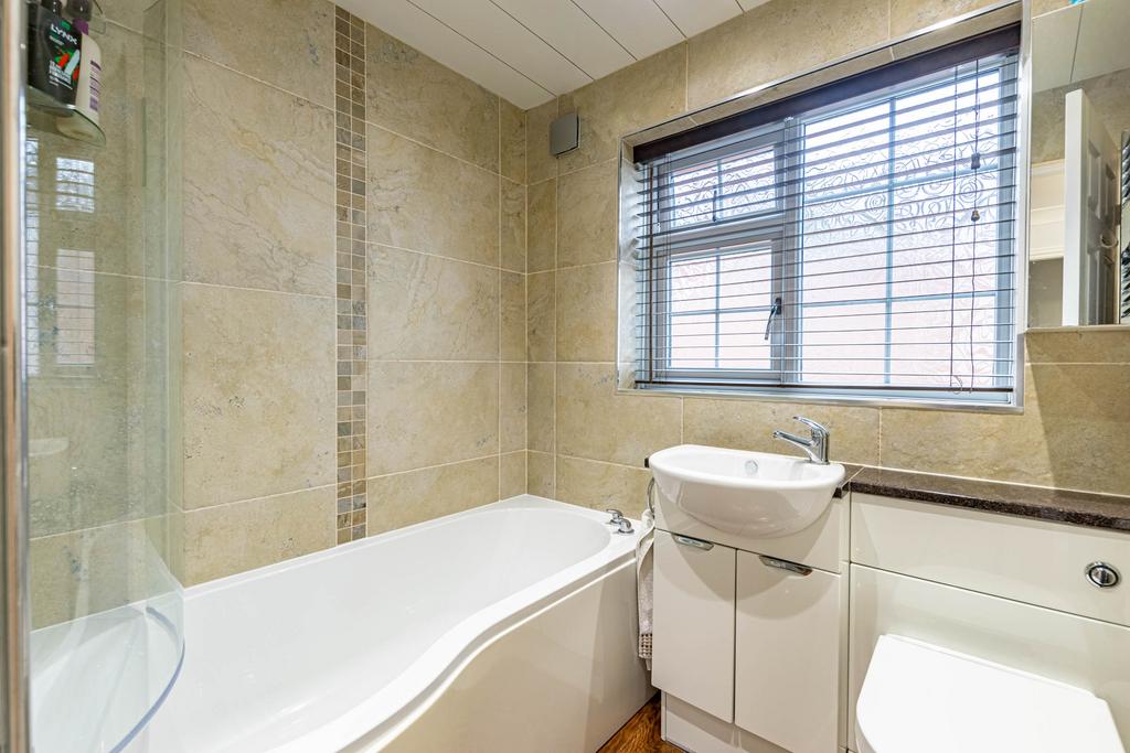 Bathroom1