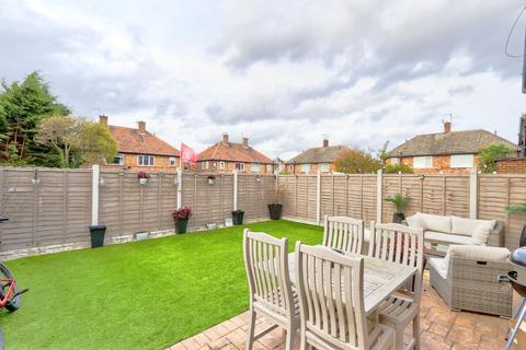 2 bedroom terraced house to rent, Fabian Road, Middlesbrough, TS6