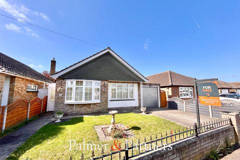 2 bedroom bungalow for sale, Grenfell Avenue, Holland-on-Sea, Clacton-on-Sea, Essex, CO15