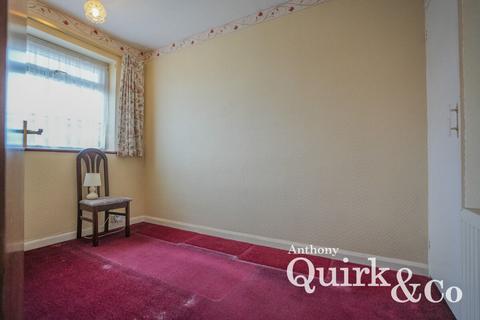 3 bedroom semi-detached house for sale, Barbara Avenue, Canvey Island, SS8