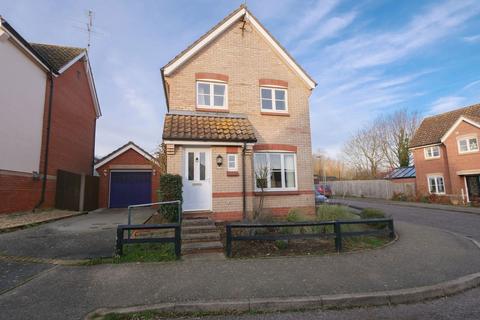 3 bedroom detached house for sale, Coucy Close, Framlingham, Suffolk