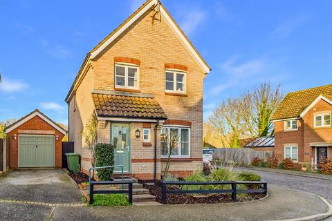 3 bedroom detached house for sale, Coucy Close, Framlingham, Suffolk
