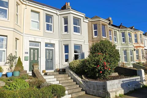 4 bedroom terraced house for sale, Callington Road, Saltash PL12