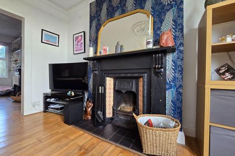 86 Callington Road, Saltash, PL12 6DY