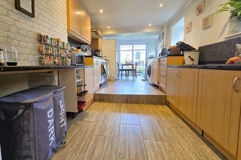 86 Callington Road, Saltash, PL12 6DY