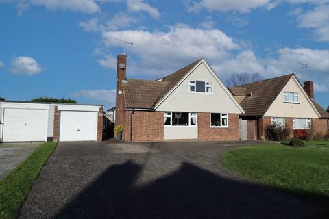 4 bedroom detached house for sale, Furrowfelde, Basildon SS16