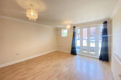 2 bedroom flat to rent, Rivington Court, St Marks Place, Dagenham, RM10 8GJ, UK