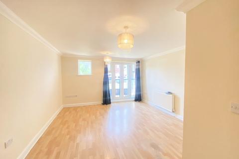 2 bedroom flat to rent, Rivington Court, St Marks Place, Dagenham, RM10 8GJ, UK