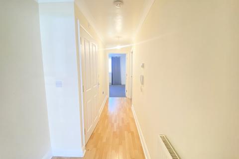 2 bedroom flat to rent, Rivington Court, St Marks Place, Dagenham, RM10 8GJ, UK