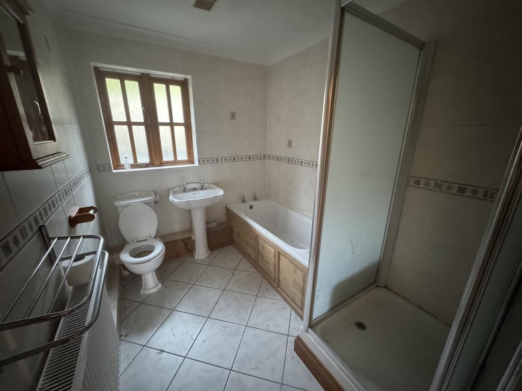 Bathroom 2