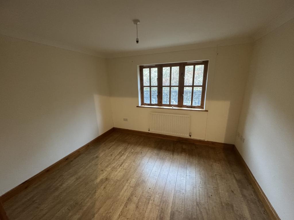 Rear Bedroom 4