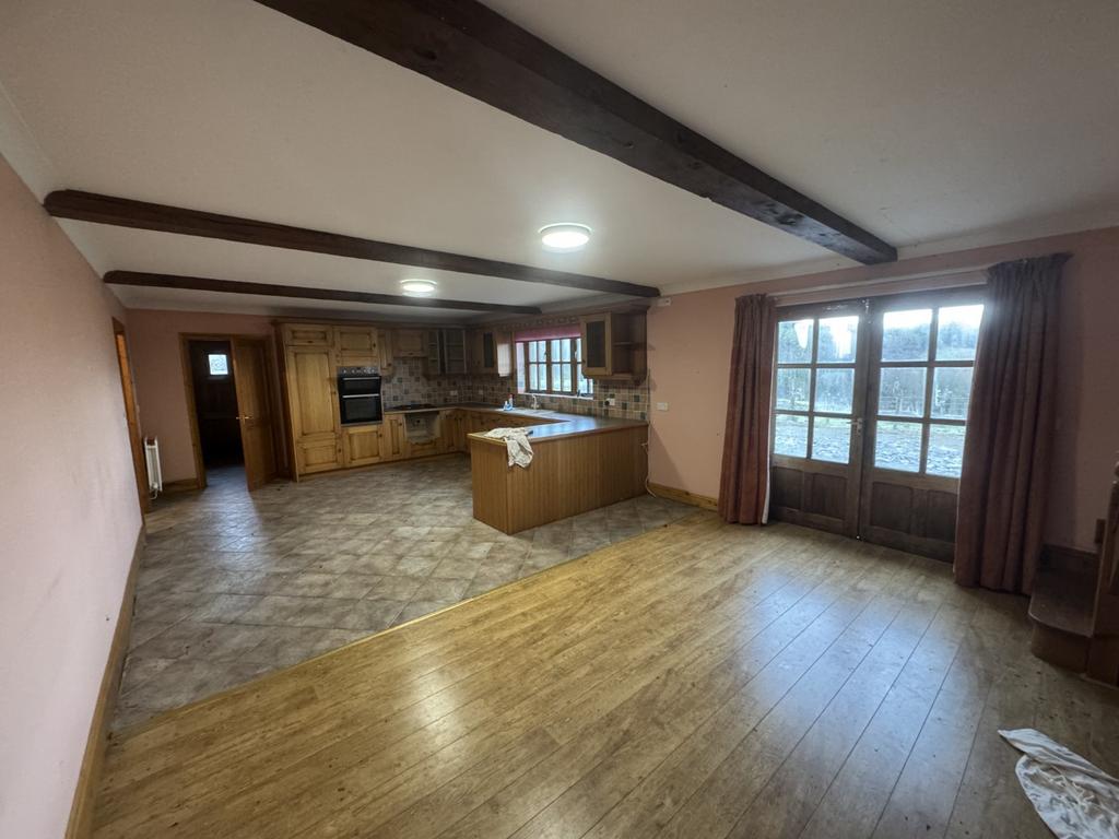 Open Plan Kitchen and Dining Room