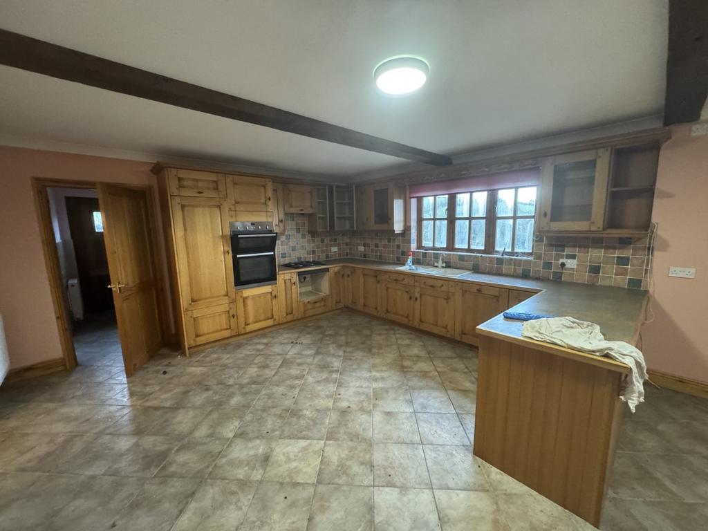 Open Plan Kitchen and Dining Room